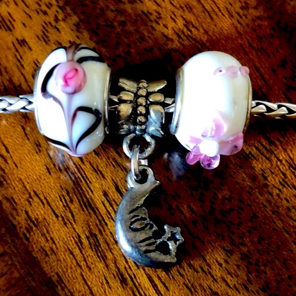 2- blown glass spacer charm bracelet/ necklace beads - Picture 4 of 8